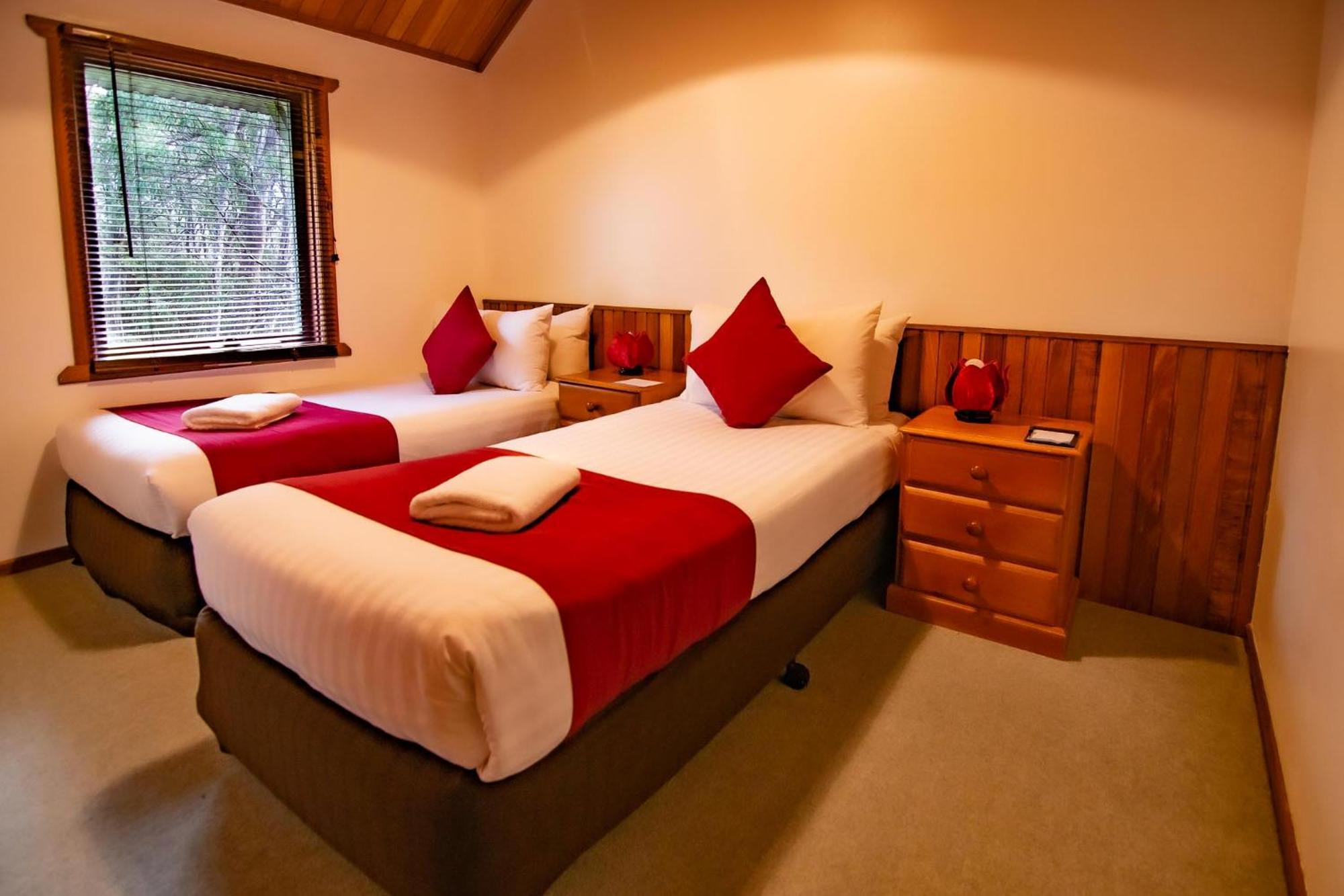 Lake St Clair Lodge Room photo