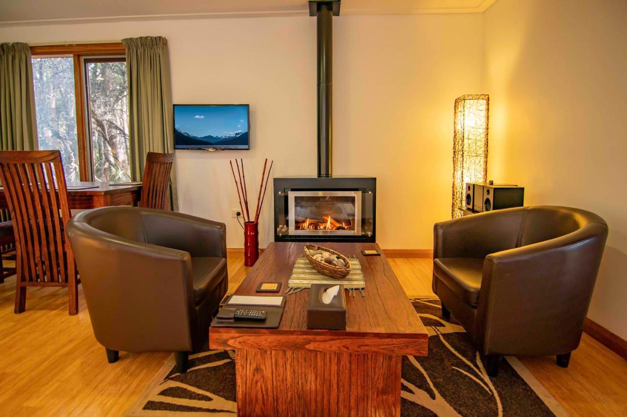 Lake St Clair Lodge Room photo